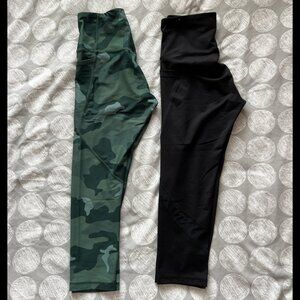 Lot 2 Old Navy Active Elevate Cropped Camo Black Leggings Yoga Pants Sz S